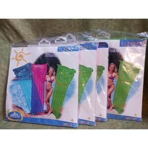 Intex The Wet Set Inflatable Pool Lounge Lot Of 4